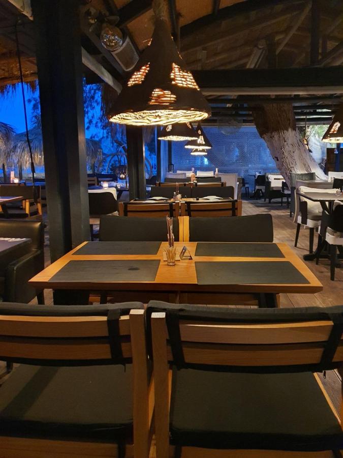King'S Suites Kamari  Ngoại thất bức ảnh